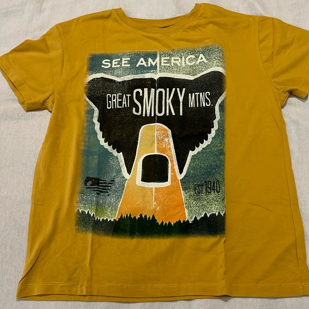 See America - Graphic Tee
